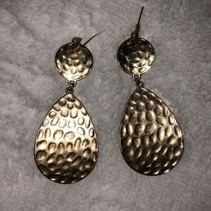 Tear drop gold hammered earrings